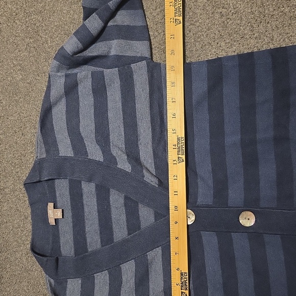 J.Jill S cardigan - Picture 6 of 11